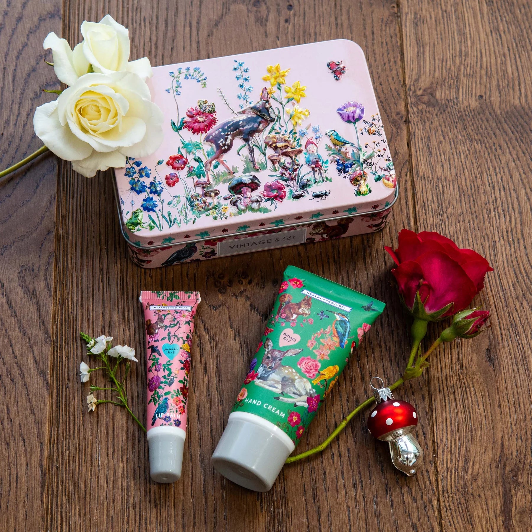 Forest Folk Tin with Farn and flowers with lip balm and hand cream